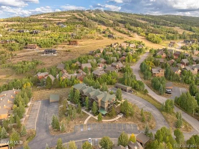 a view of an ocean view