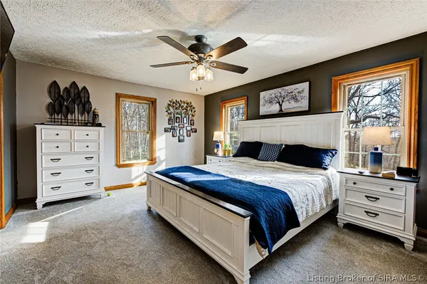 $925,000 | 1120 East County Line Road, Underwood, IN 47177