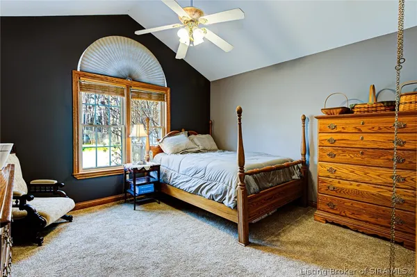 $925,000 | 1120 East County Line Road, Underwood, IN 47177