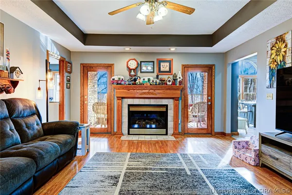 $925,000 | 1120 East County Line Road, Underwood, IN 47177