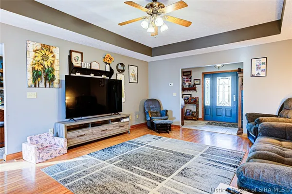 $925,000 | 1120 East County Line Road, Underwood, IN 47177