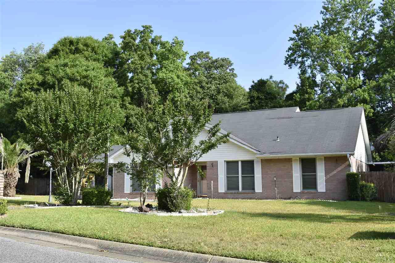 612 Ashford Road Cantonment, FL 32533 - Photo 4 of 49 Gallery Image 4