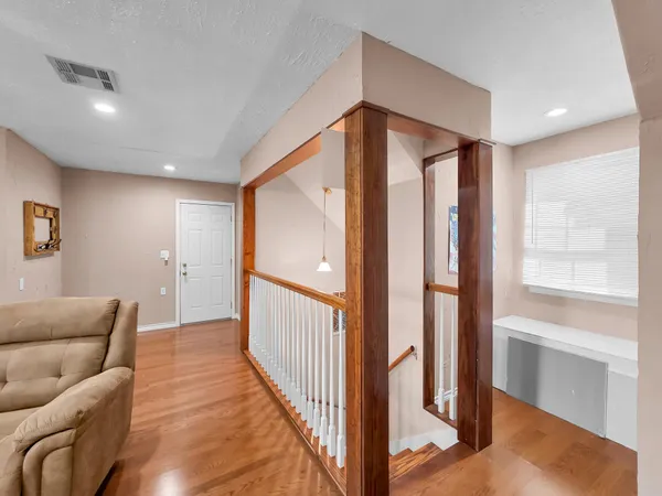 $575,000 | 520 Meadow Lane, Winnie, TX 77665