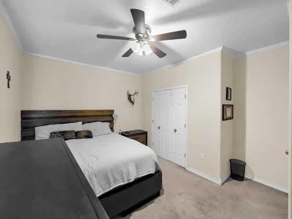 $575,000 | 520 Meadow Lane, Winnie, TX 77665