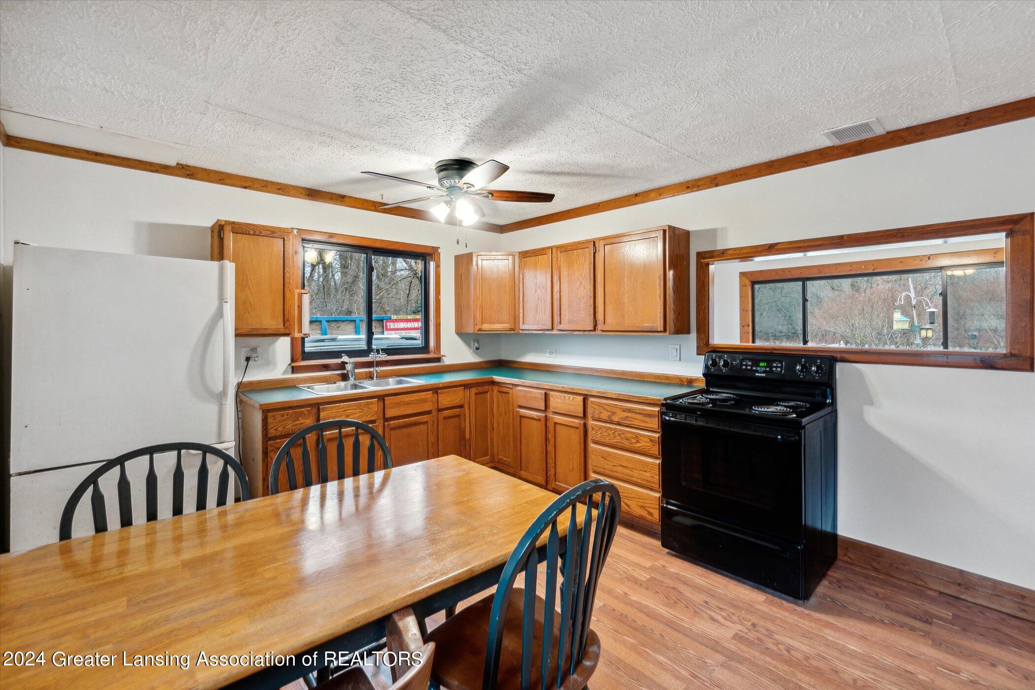 13-4690-Cornell-Rd-Okemos-MI-48864-Windo