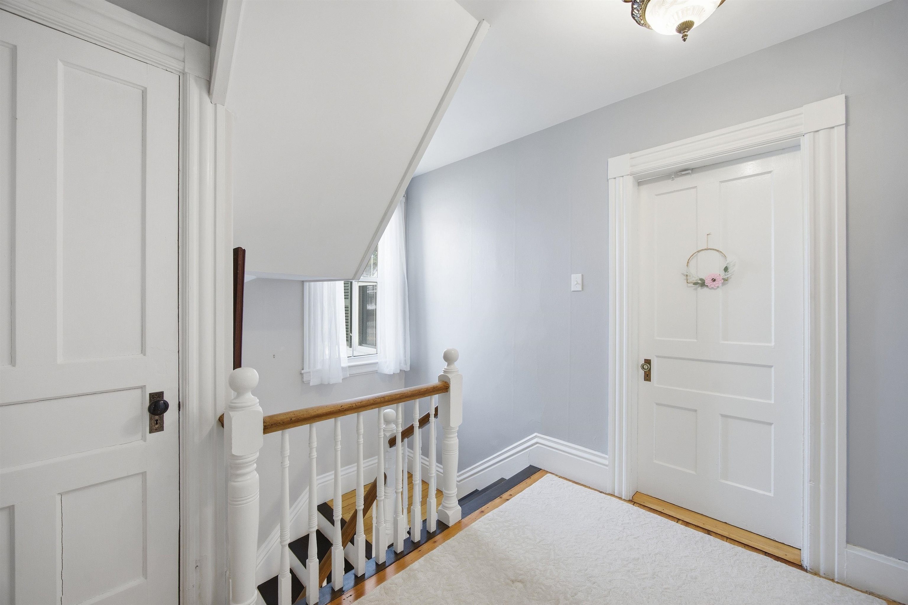 285 Pleasant Street Concord, NH 03301 - Photo 17 of 60