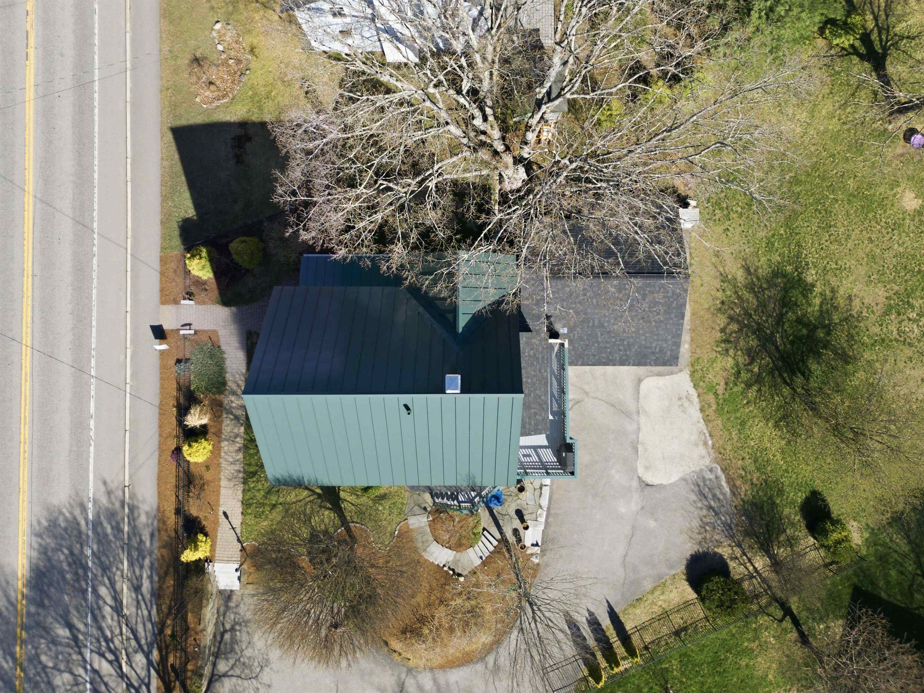 285 Pleasant Street Concord, NH 03301 - Photo 54 of 60