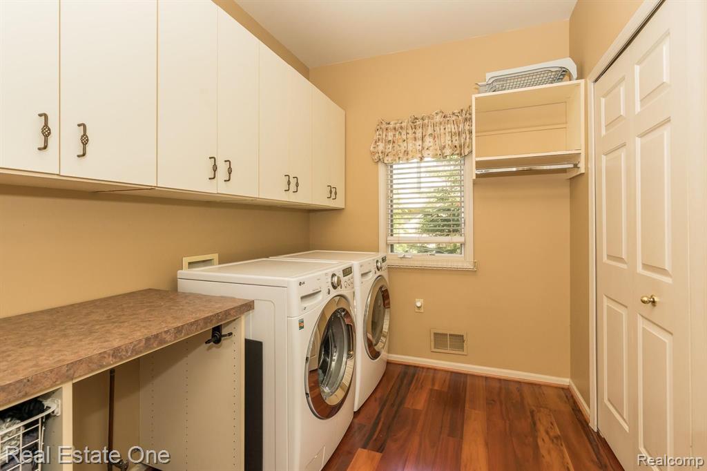 1375 Kentfield Drive Rochester, MI 48307 - Photo 13 of 56