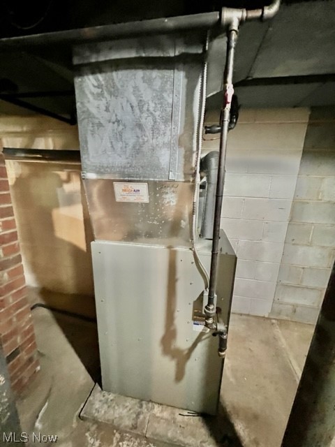 2480 Noble Road Cleveland, OH 44121 - Photo 26 of 31 View of utility room