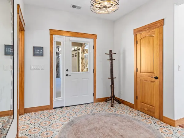 $1,150,000 | 225 Curry Drive, Estes Park, CO 80517