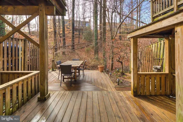 $3,300 | 6035 Crown Royal Circle, Alexandria, VA 22310