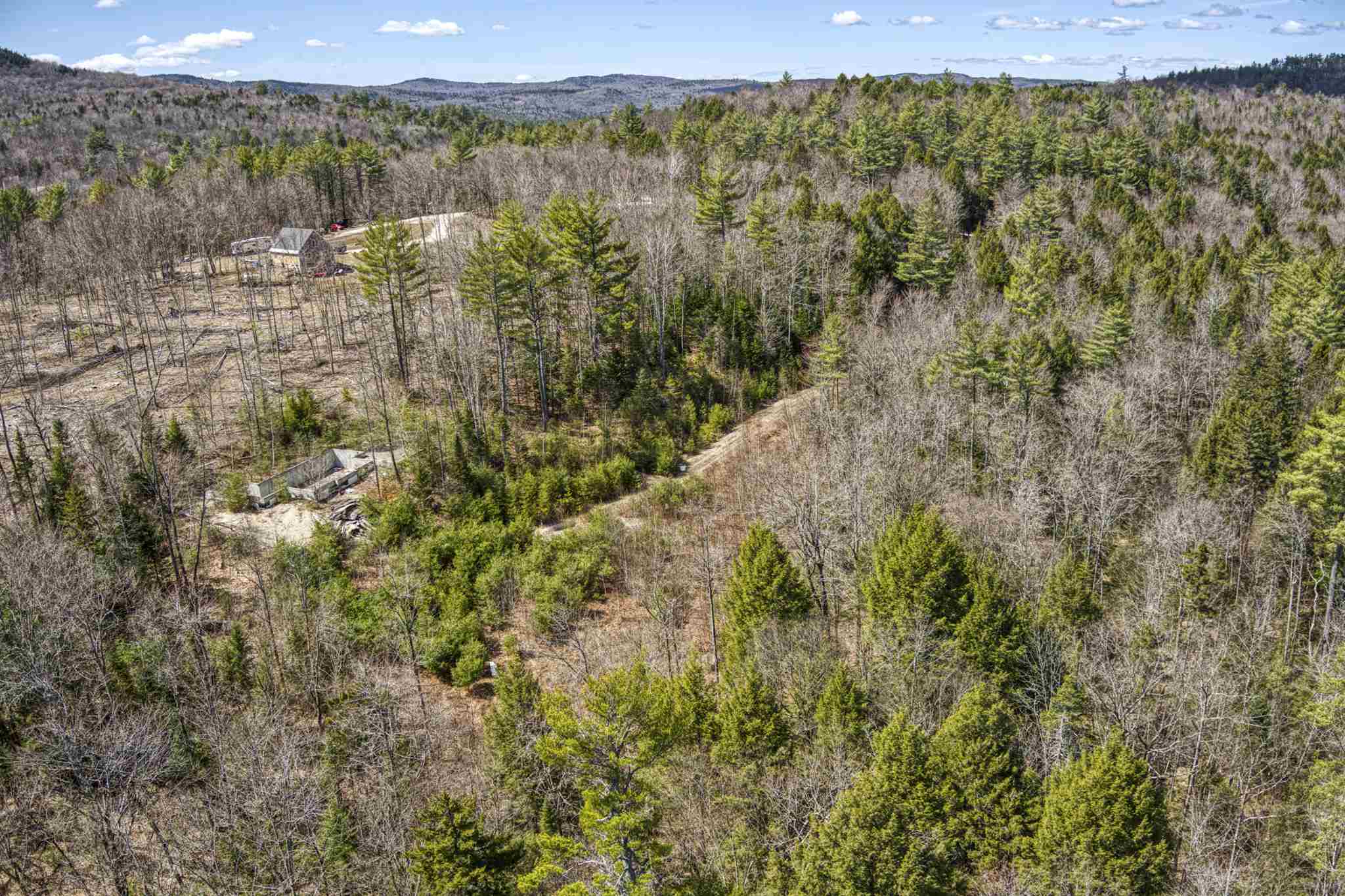 70 Hoyt Brook Road Danbury, NH 03230 - Photo 7 of 12 Gallery Image 7