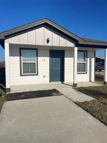 $1,190 | 958 Road 5702 Cleveland Tx 77327, Cleveland, TX 77327