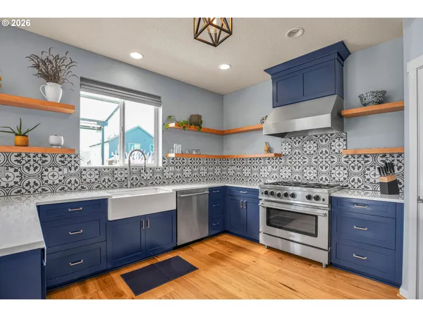 $653,000 | 10102 Northeast 139th Avenue, Vancouver, WA 98682