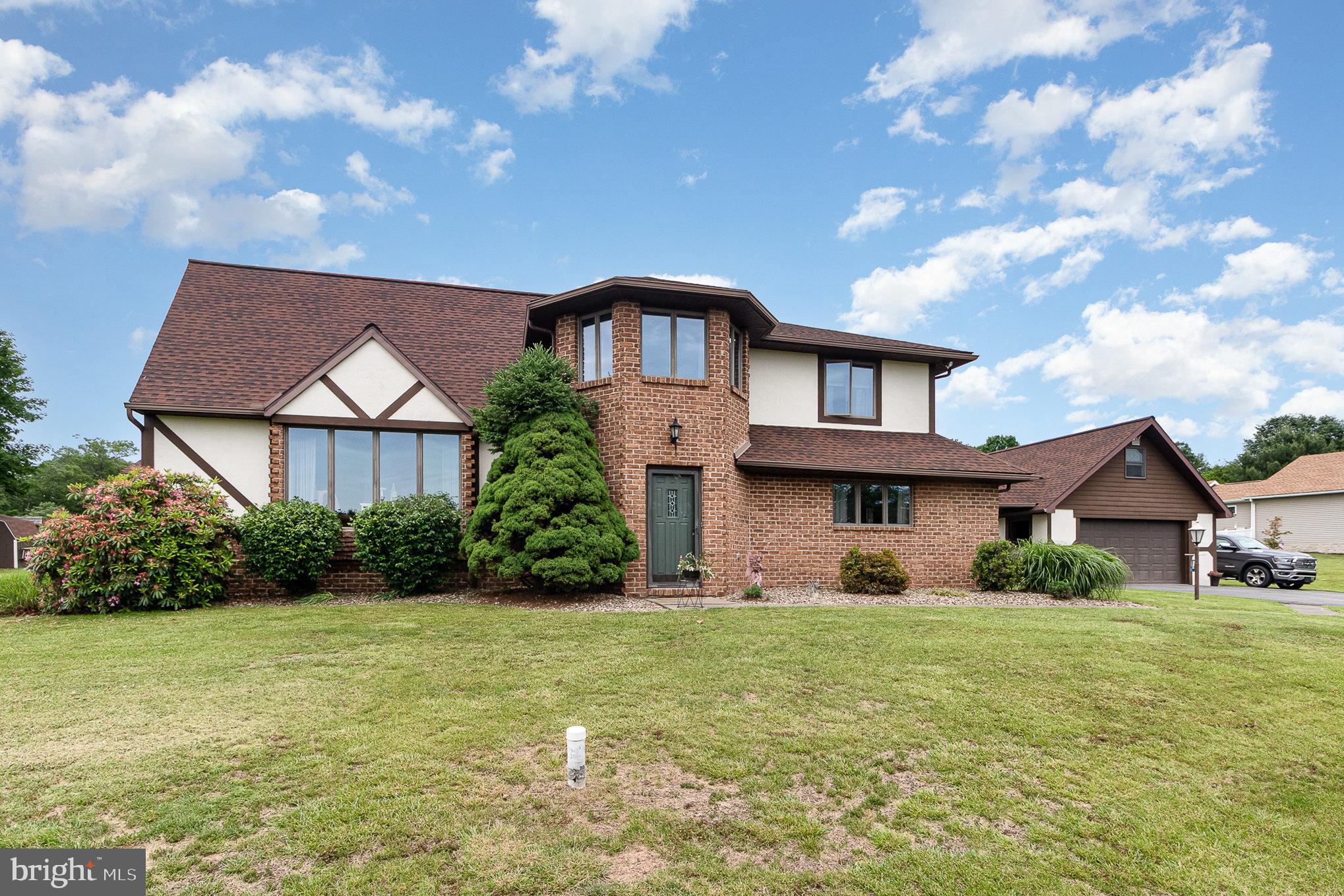 44 Hill Top Road Halifax, PA 17032 - Photo 2 of 40