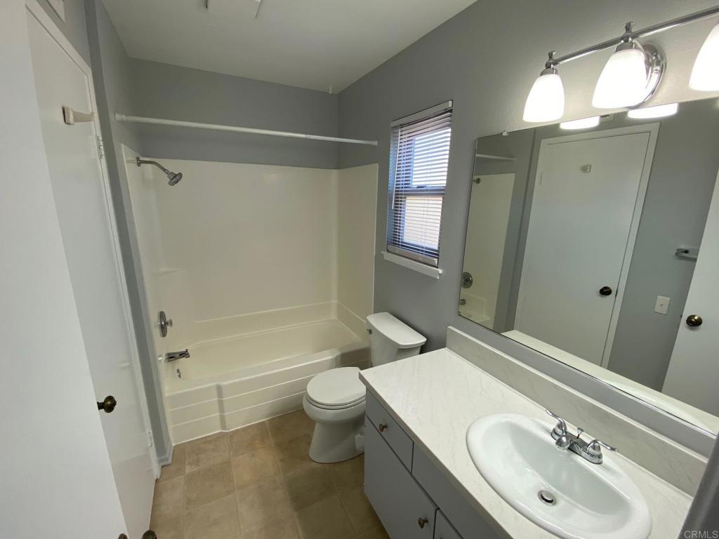 267 Parkside Escondido, CA 92026 - Photo 13 of 14