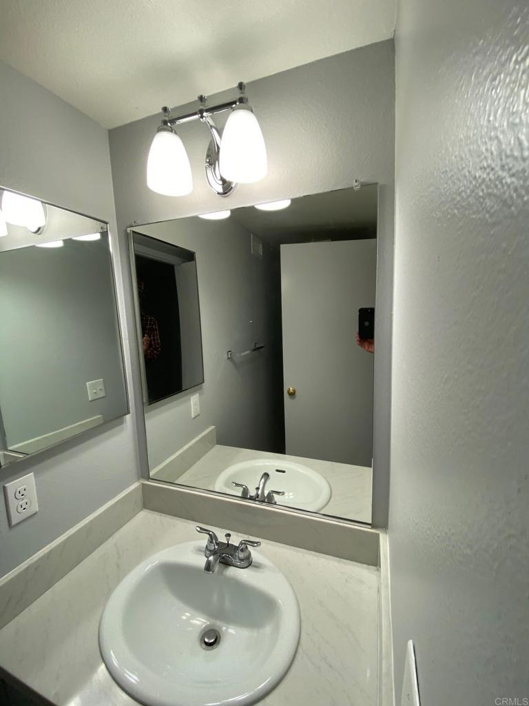 267 Parkside Escondido, CA 92026 - Photo 9 of 14