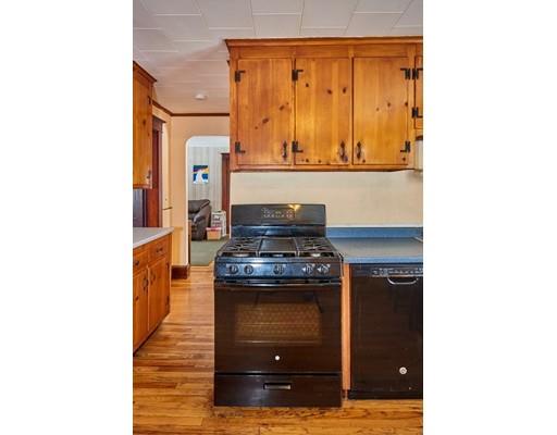 17 Kent Street West Springfield, MA 01089 - Photo 11 of 29