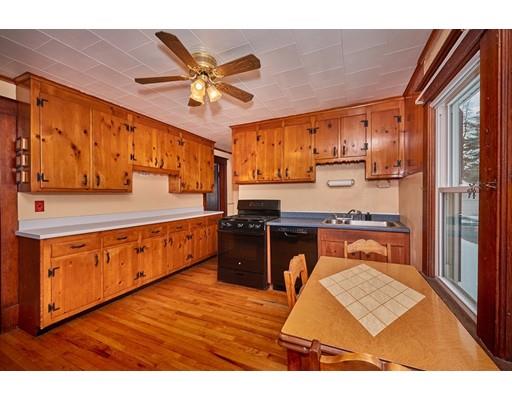 17 Kent Street West Springfield, MA 01089 - Photo 9 of 29