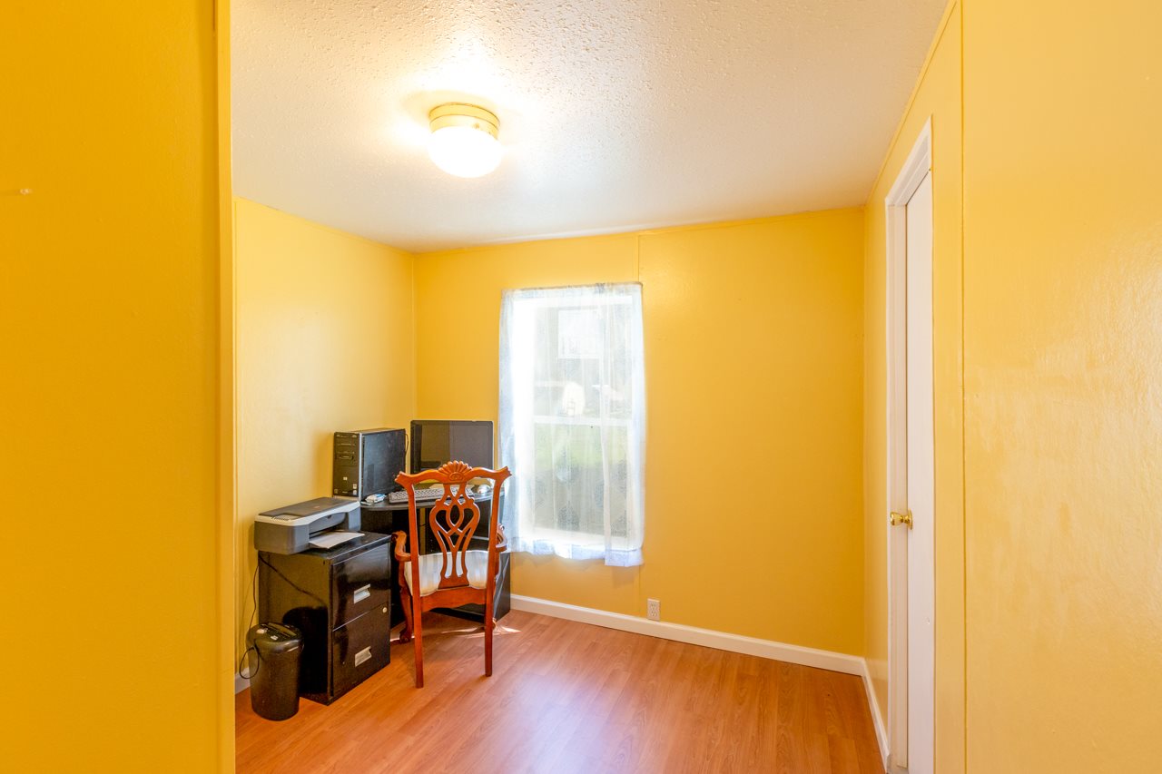 11816 North Ritchey Road Spokane, WA 99224 - Photo 7 of 20