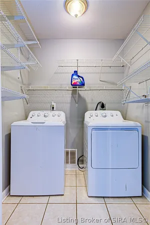 $349,900 | 17541 Highway 31 South, Henryville, IN 47126