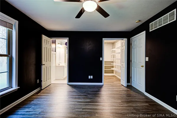 $349,900 | 17541 Highway 31 South, Henryville, IN 47126