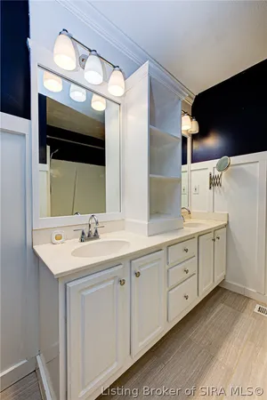 $349,900 | 17541 Highway 31 South, Henryville, IN 47126