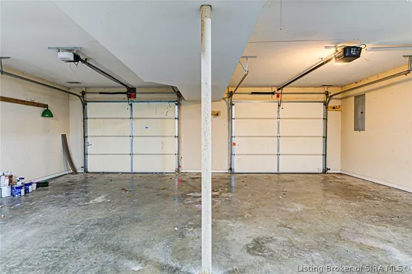 $349,900 | 17541 Highway 31 South, Henryville, IN 47126