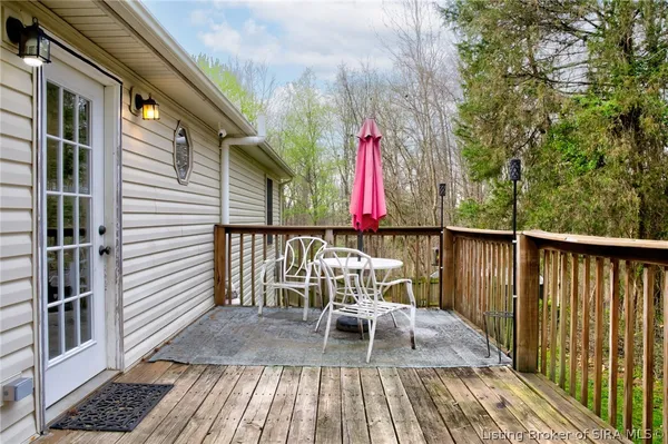 $349,900 | 17541 Highway 31 South, Henryville, IN 47126