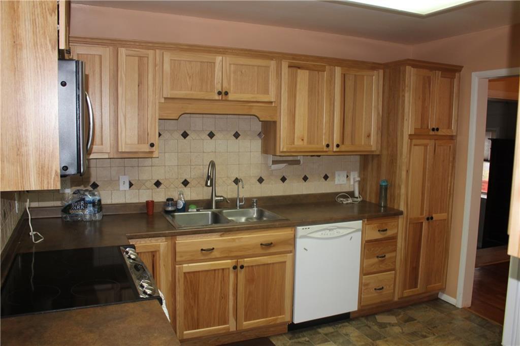 2042 Miracle Mile Springfield, OH 45503 - Photo 11 of 25