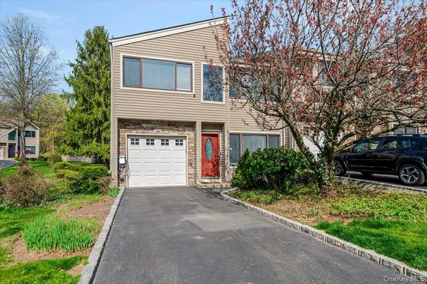 $5,500 | 98 Lisa Drive, Northport, NY 11768