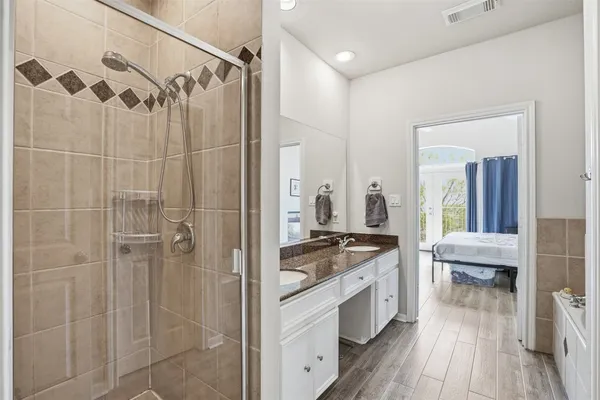 $339,000 | 2725 La Branch Street, Houston, TX 77004