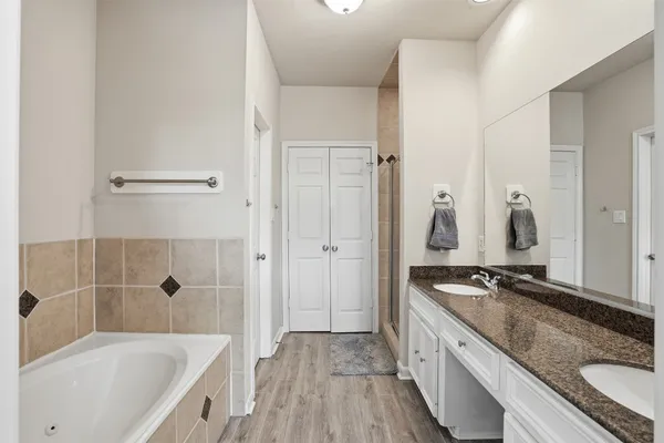 $339,000 | 2725 La Branch Street, Houston, TX 77004