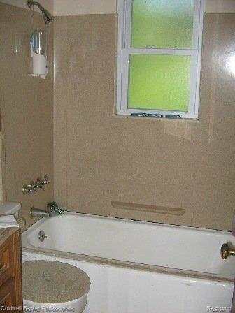 31835 King Road New Boston, MI 48164 - Photo 7 of 8 Bathroom