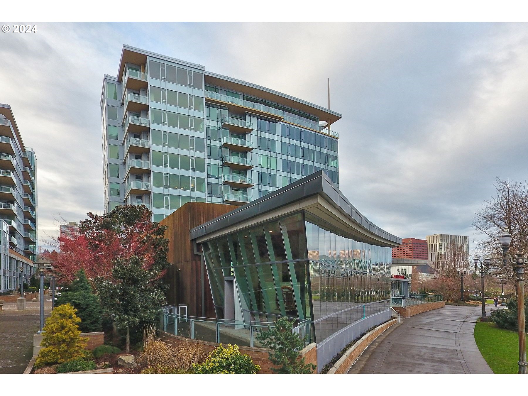 1900 South River Dr Unit N604