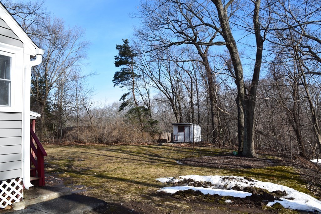83 Roberts Road Ashland, MA 01721 - Photo 3 of 24 Gallery Image 3