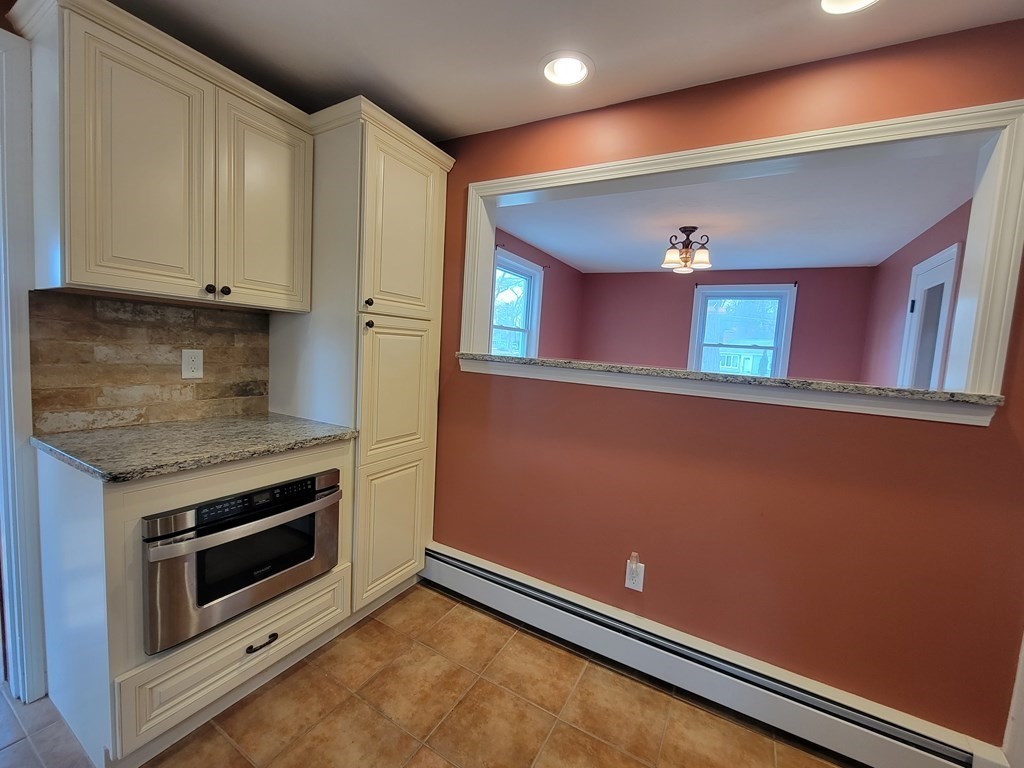 83 Roberts Road Ashland, MA 01721 - Photo 8 of 24 Gallery Image 8
