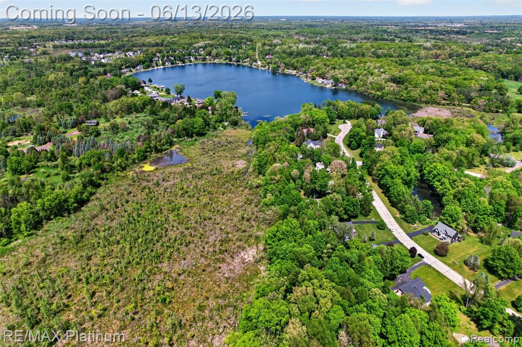 5060 Yax Pointe Drive Howell, MI 48843 - Photo 54 of 61