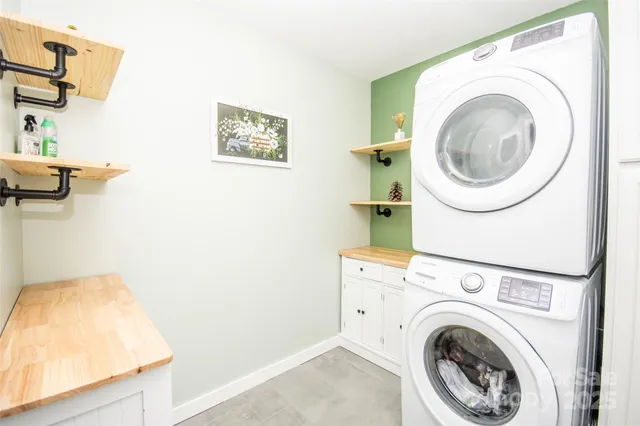 $715,000 | 164 Vance Farm Drive, Statesville, NC 28625