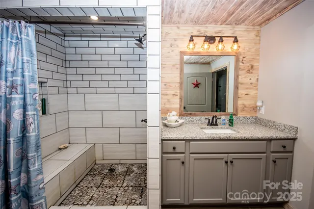 $715,000 | 164 Vance Farm Drive, Statesville, NC 28625