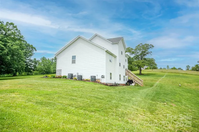 $715,000 | 164 Vance Farm Drive, Statesville, NC 28625