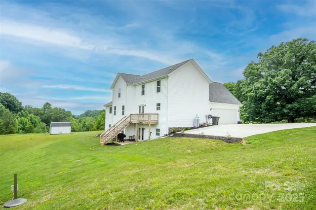 $715,000 | 164 Vance Farm Drive, Statesville, NC 28625