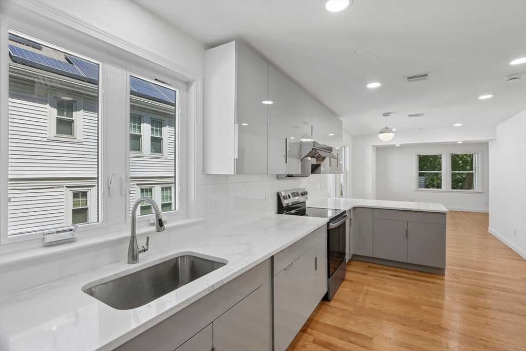 29 Coleman Road, Unit A Arlington, MA 02476 - Photo 7 of 33