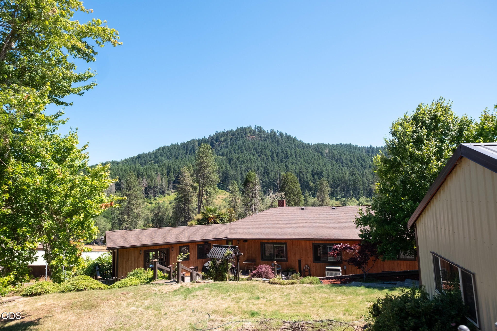 1329 Larson Road Roseburg, OR 97471 - Photo 39 of 65