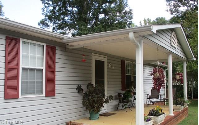 159 Trinity Drive King, NC 27021 - Photo 2 of 15 Gallery Image 2