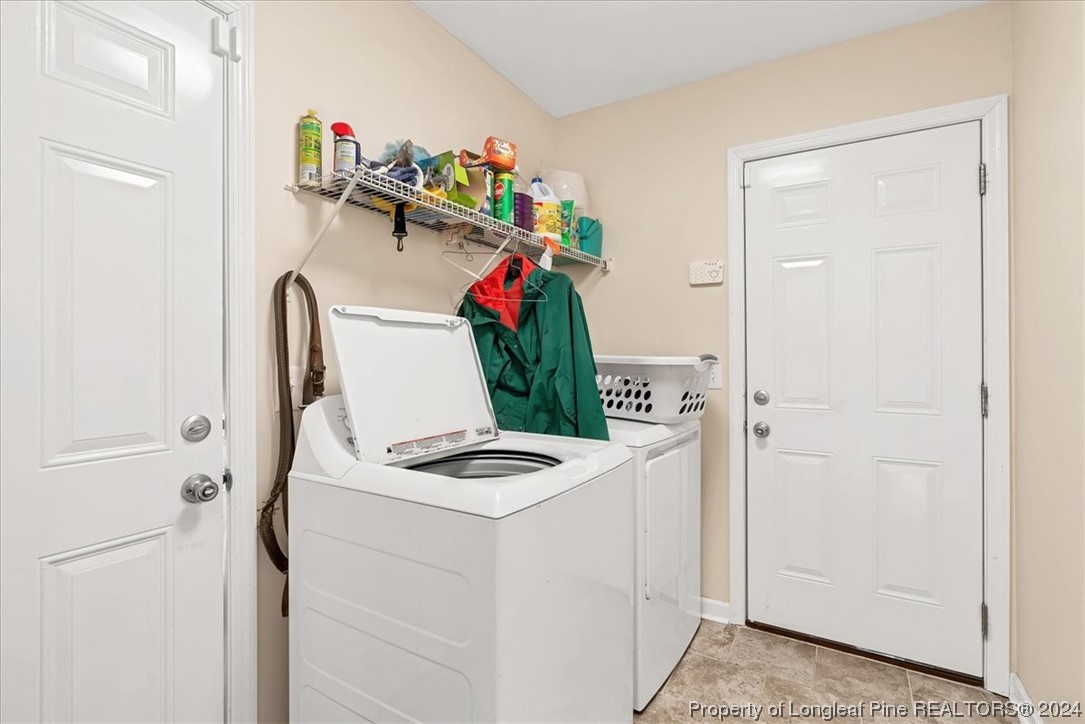 623 Hammonds Road Lumberton, NC 28360 - Photo 39 of 39 a room with furniture and a gate