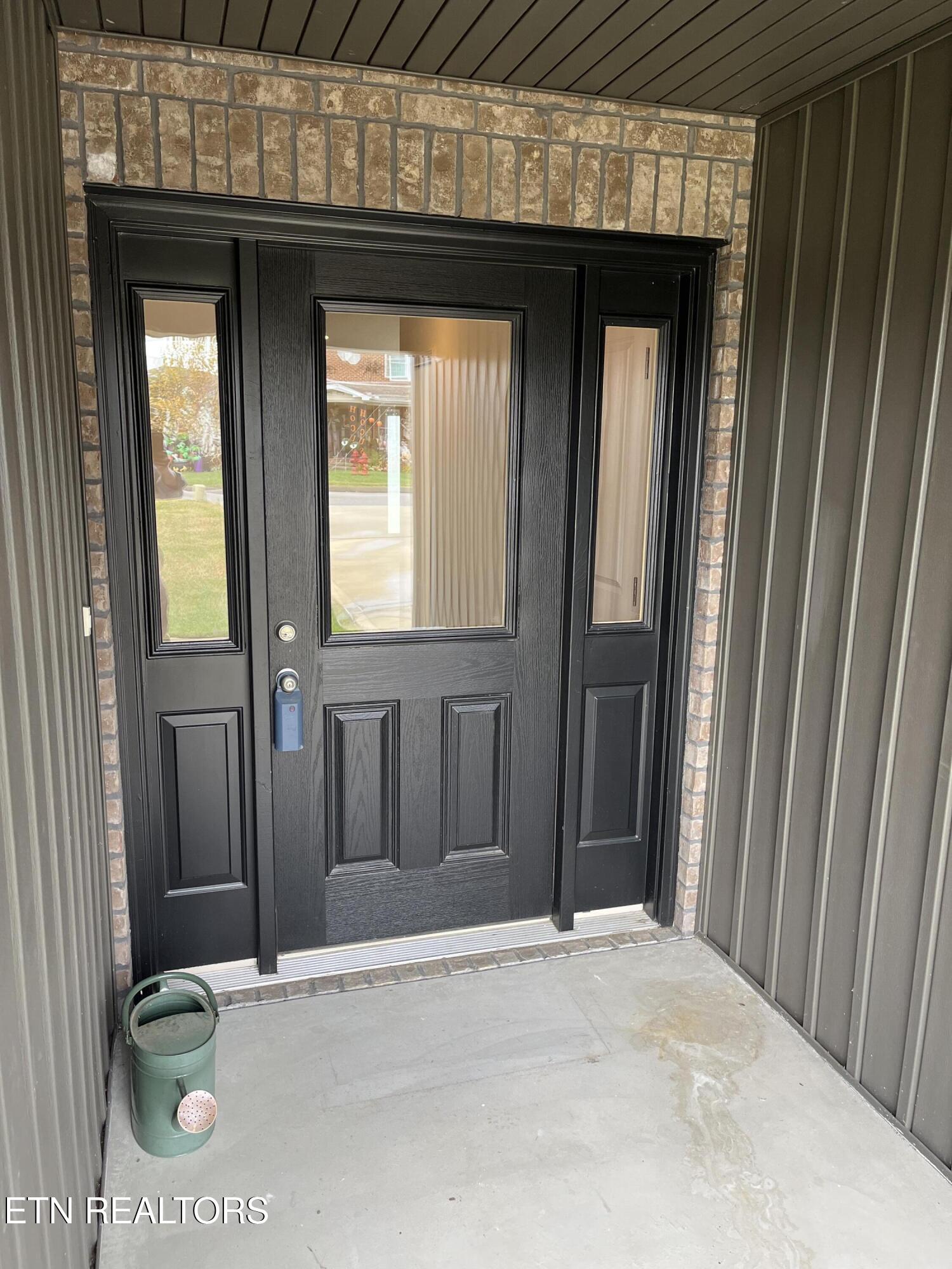 6534 Colossal Lane Corryton, TN 37721 - Photo 3 of 35 Beautiful Door w/ sidelights