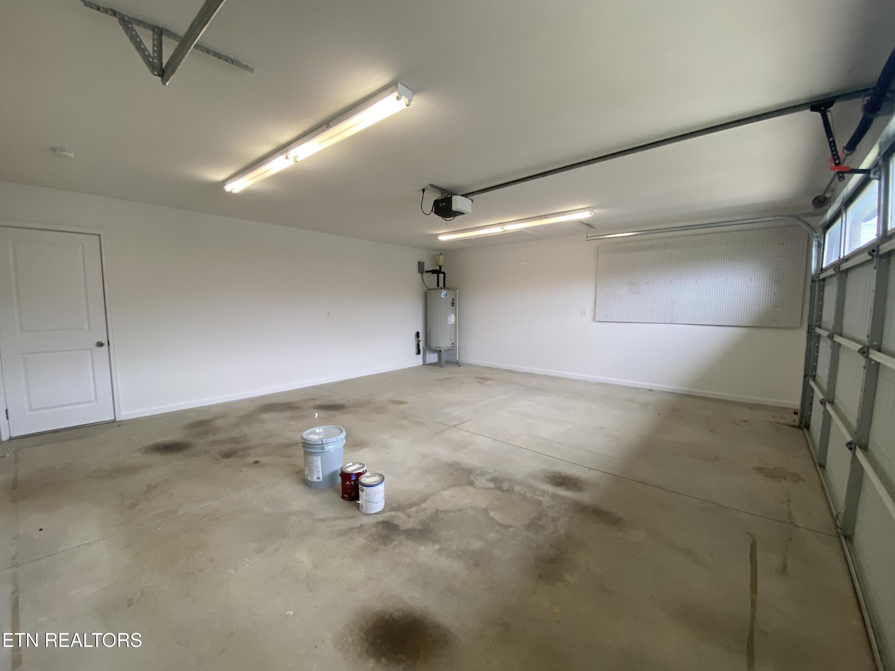 6534 Colossal Lane Corryton, TN 37721 - Photo 32 of 35 2 Car Garage