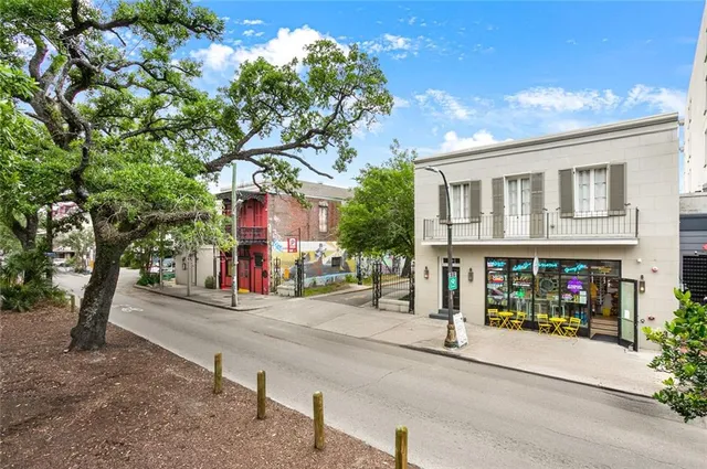 $419,500 | 427 Esplanade Avenue, Unit 101, New Orleans, LA 70116