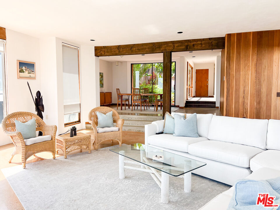 24150 Malibu Road Malibu, CA 90265 - Photo 4 of 41